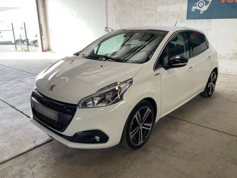 Peugeot 208 1.2 e-THP GT Line