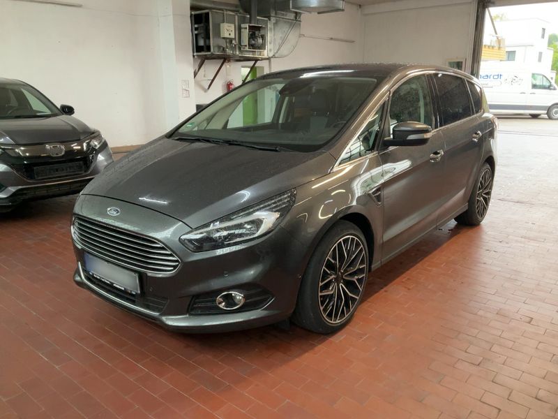 Ford S-Max 2.0 TDCi EcoBlue Titanium