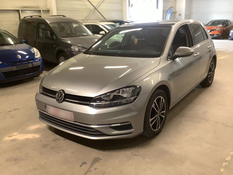 Volkswagen Golf VII 1.6 TDI Comfortline BlueMotion Tech