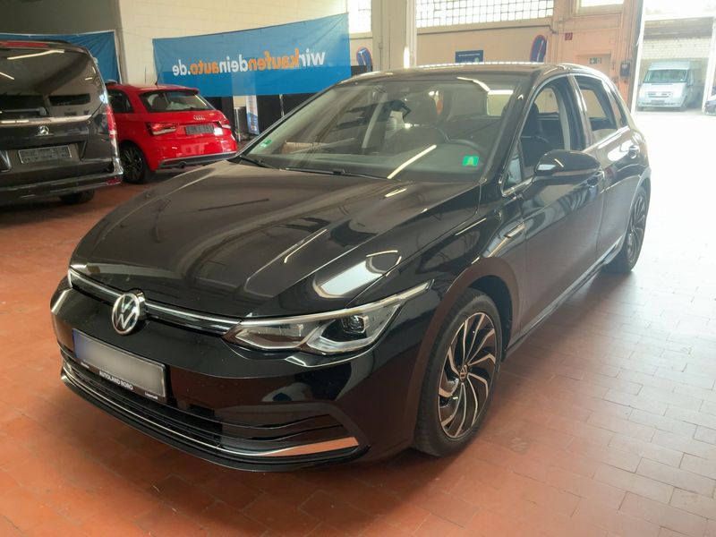 Volkswagen Golf VIII 1.5 TSI ACT Style