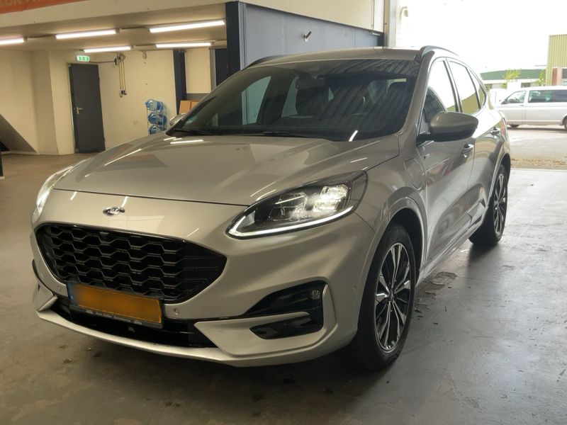 Ford Kuga 2.5 Plug-in Hybrid ST-Line X