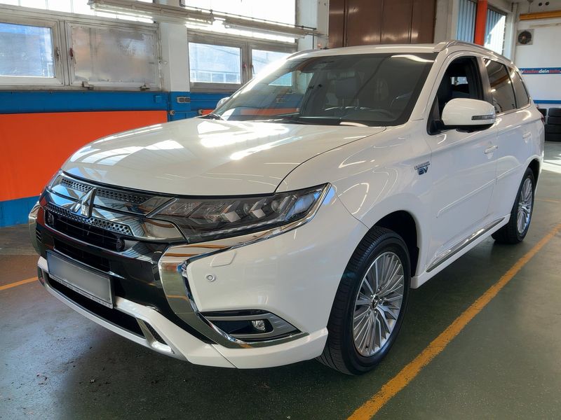 Mitsubishi Outlander 2.4 Phev Top 4WD