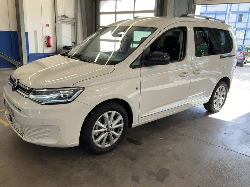 Volkswagen Caddy 1.5 TSI Style