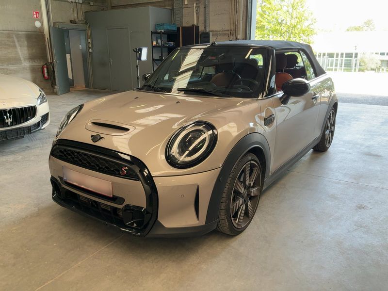MINI Cabrio Cooper S Classic Trim