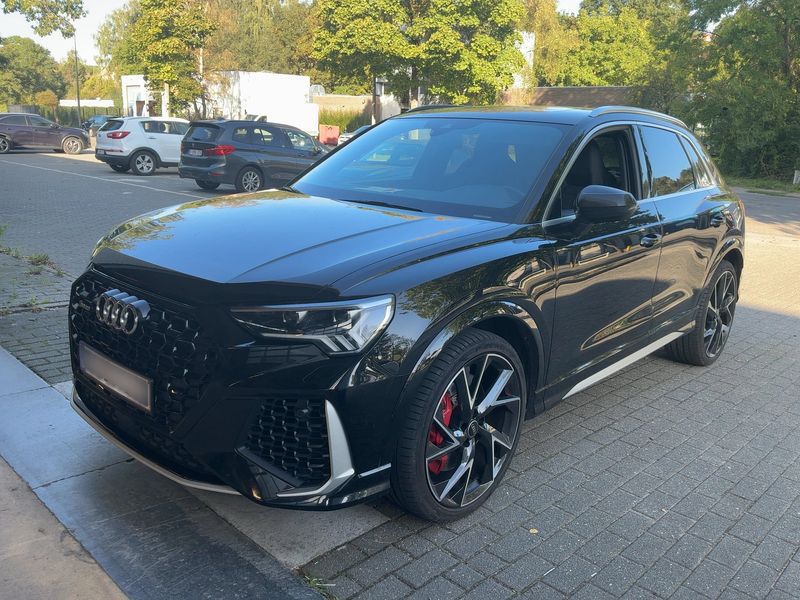 Audi RS Q3 2.5 TFSI quattro