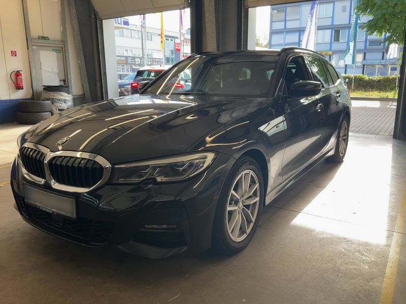 BMW 3er 320d Mild-Hybrid xDrive M Sport