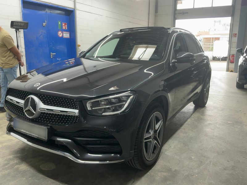 Mercedes-Benz GLC-Klasse GLC 220 d 4Matic AMG Line