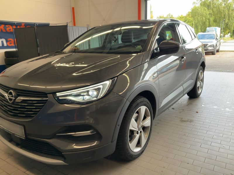 Opel Grandland X 1.2 Turbo Innovation