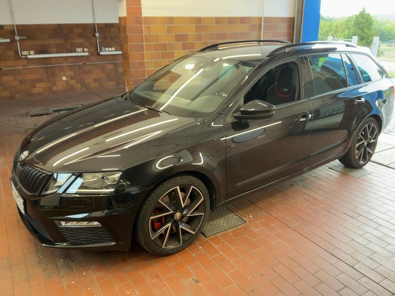 Skoda Octavia 2.0 TSI RS 245