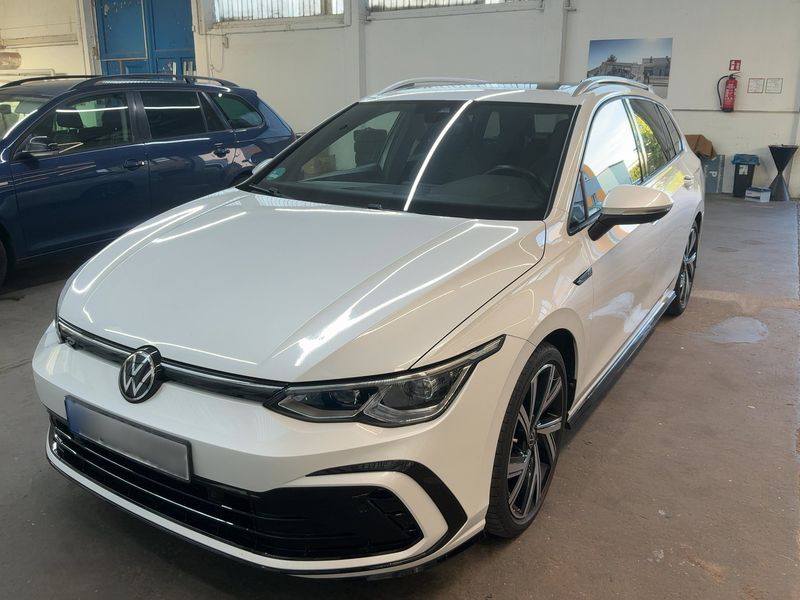 Volkswagen Golf Viii 1.5 eTSI ACT R-Line