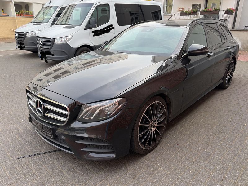 Mercedes-Benz E-Klasse E 220 d AMG Line