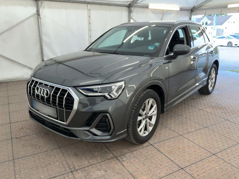 Audi Q3 35 TFSI S line