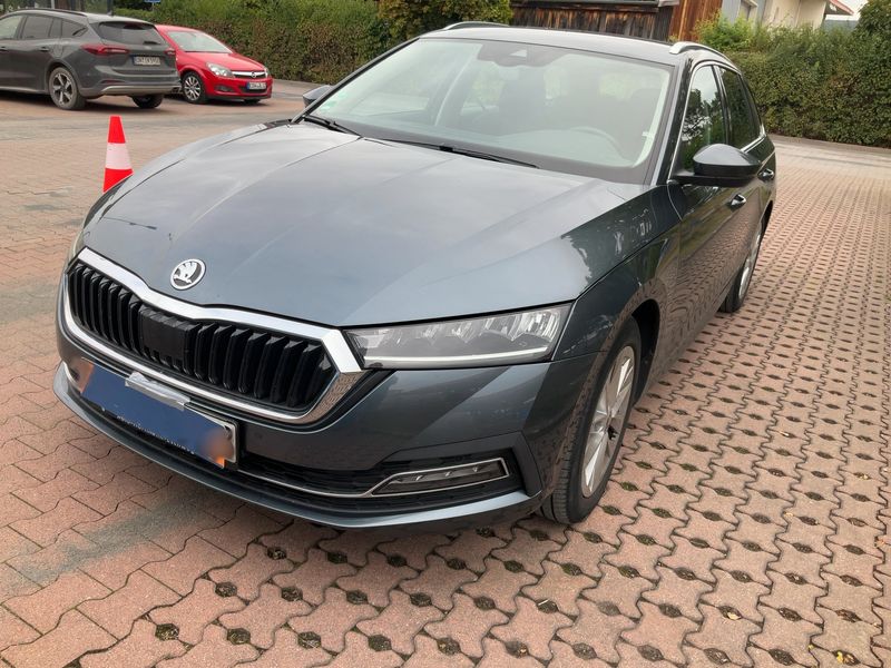 Skoda Octavia 2.0 TDI First Edition