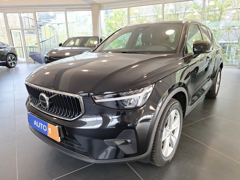 Volvo XC40 2.0 B3 Mild-Hybrid Core 2WD