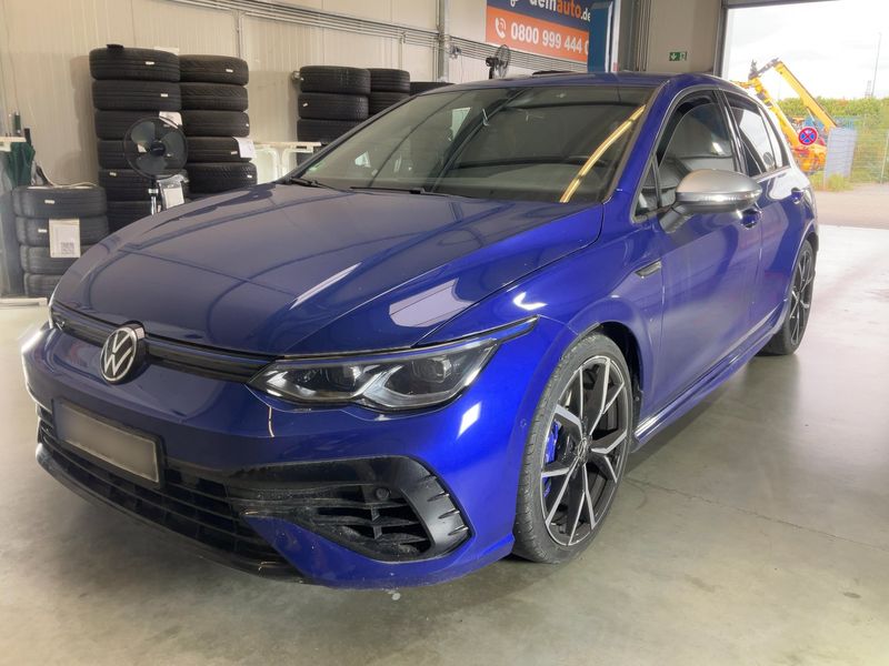 Volkswagen Golf VIII 2.0 TSI R 4Motion