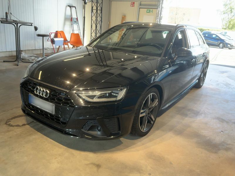 Audi A4 40 TDI quattro S line