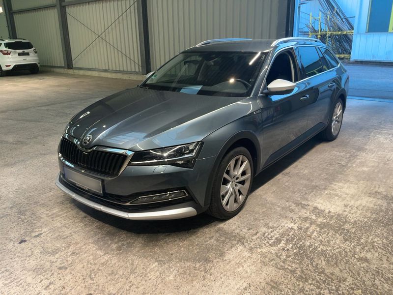 Skoda Superb 2.0 TDI Scout 4x4