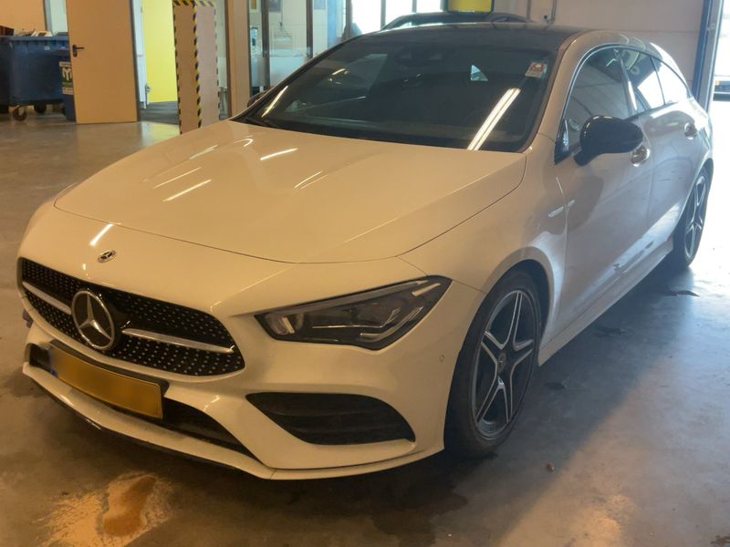 Mercedes-Benz CLA-Klasse CLA 200 Shooting Brake AMG Line