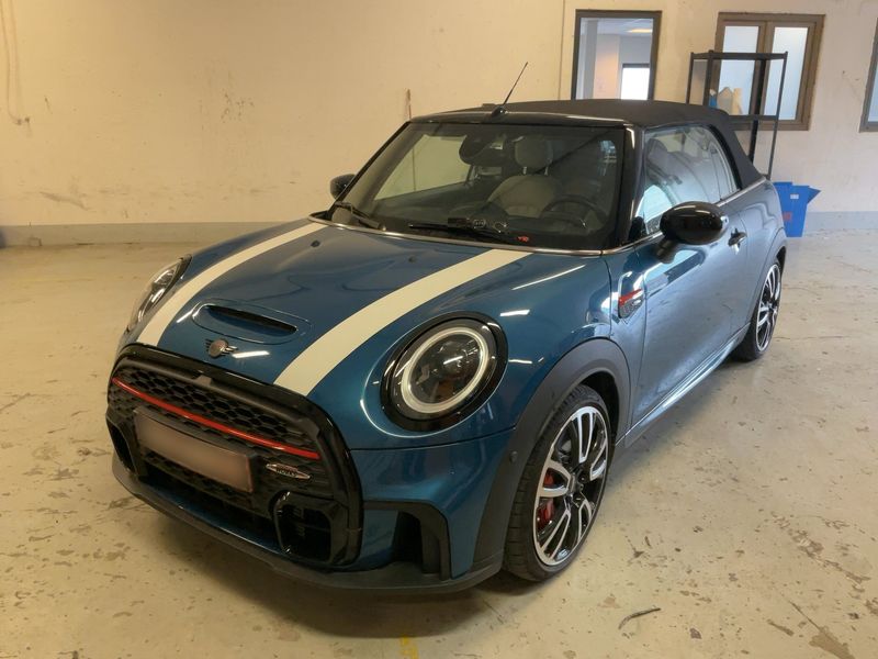 MINI Cabrio John Cooper Works