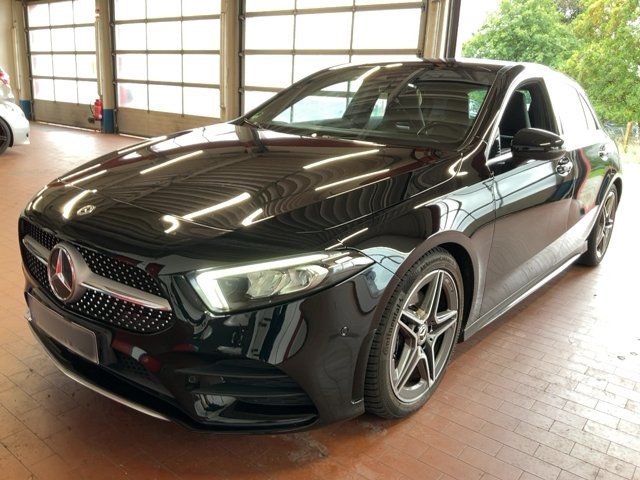 Mercedes-Benz A-Klasse A 200 d AMG Line