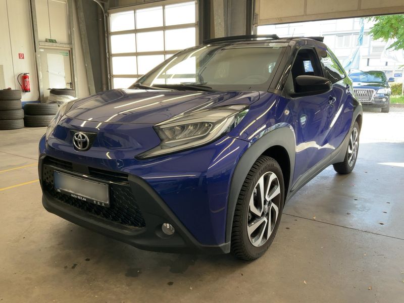 Toyota Aygo X 1.0 VVT-i Air Team D