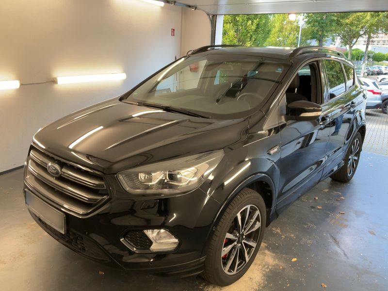 Ford Kuga 1.5 EcoBoost ST-Line