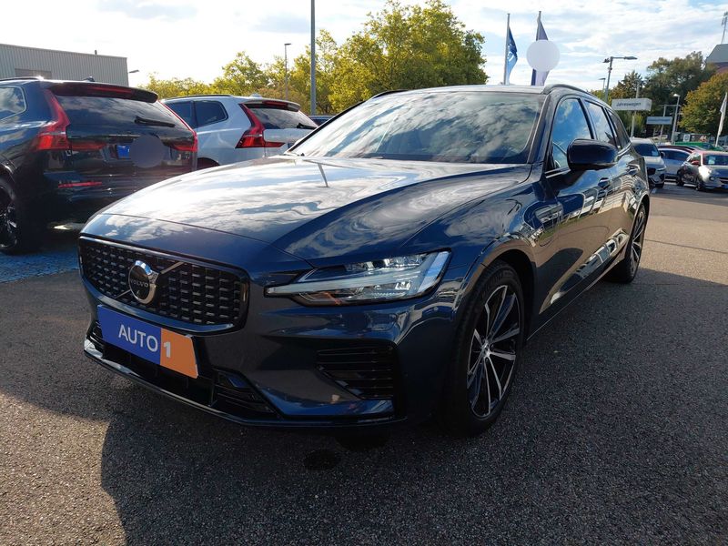 Volvo V60 2.0 T8 Recharge Plug-in Hybrid Ultimate Dark AWD
