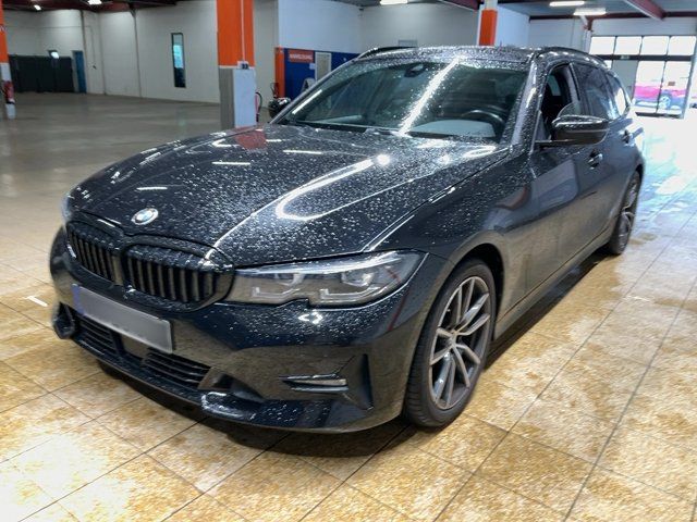 BMW 3 серия 320i Sport Line