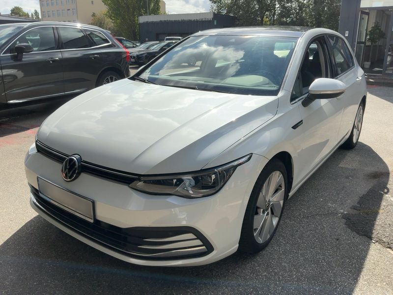 Volkswagen Golf VIII 1.5 eTSI ACT Style