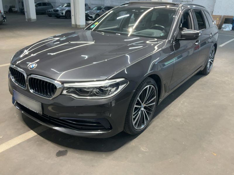 BMW 5er 530d xDrive Sport Line