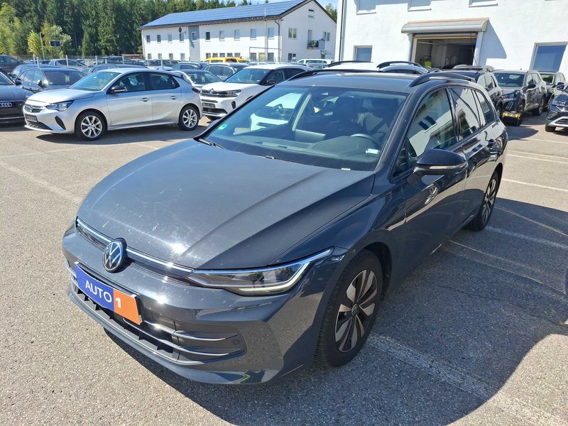 Volkswagen Golf Viii 1.5 eTSI Goal