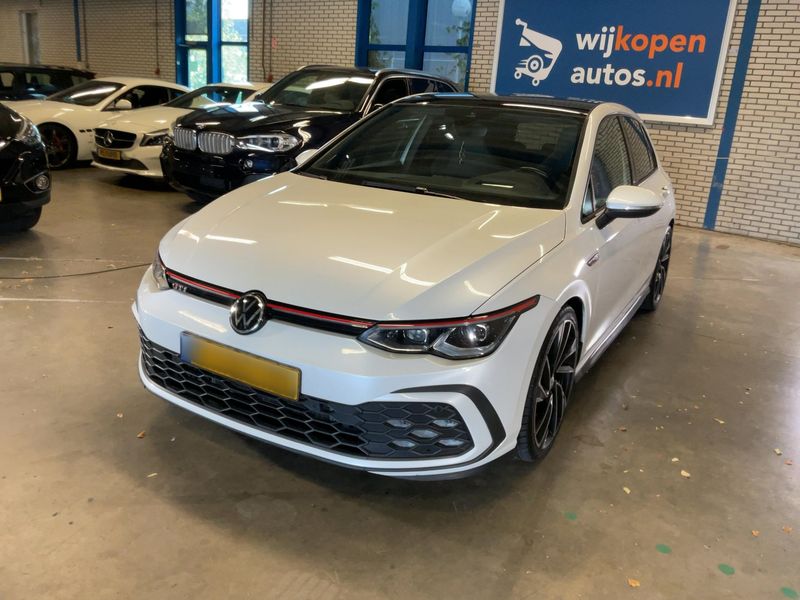 Volkswagen Golf VIII 2.0 TSI GTI