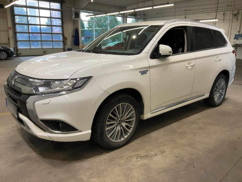 Mitsubishi Outlander 2.4 PHEV Spirit 4WD