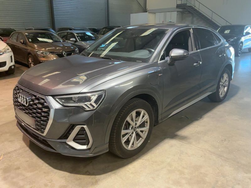Audi Q3 Sportback 45 TFSIe S line