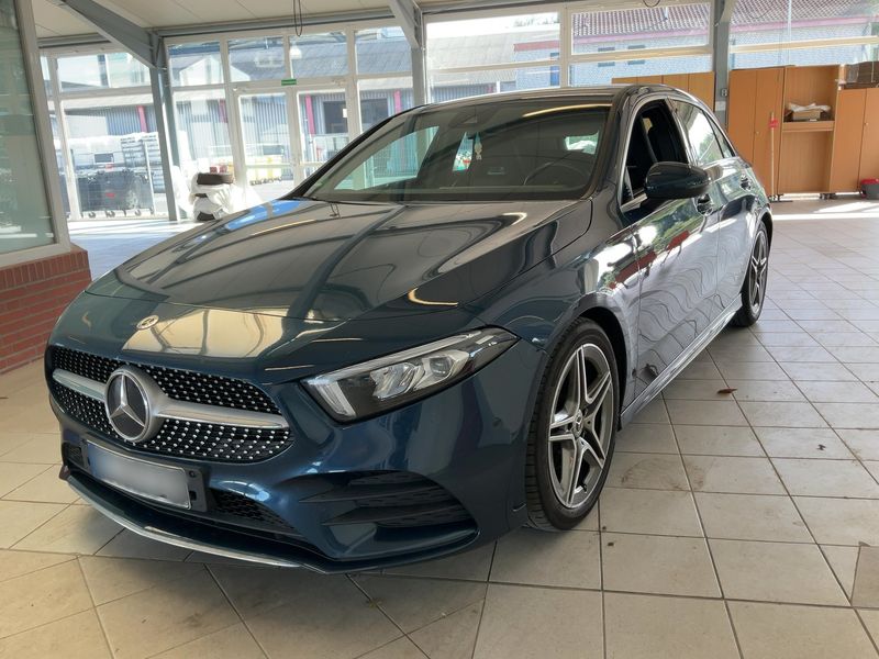 Mercedes-Benz A-Klasse A 180 AMG Line