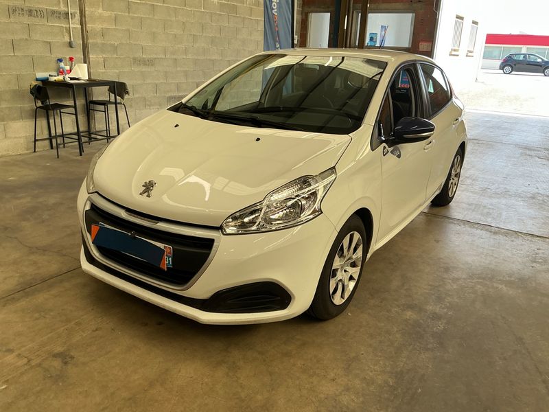 Peugeot 208 1.2 PureTech Like