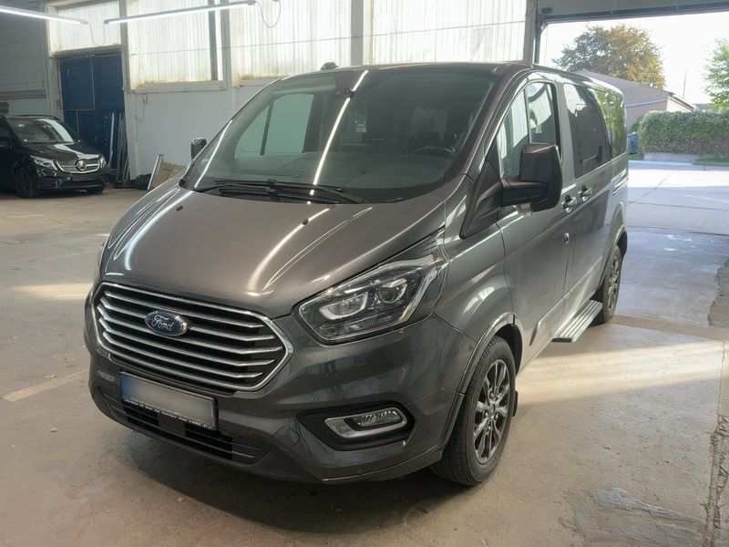 Ford Tourneo Custom 2.0 TDCi Mild-Hybrid 320 L1 Tourneo Titanium X
