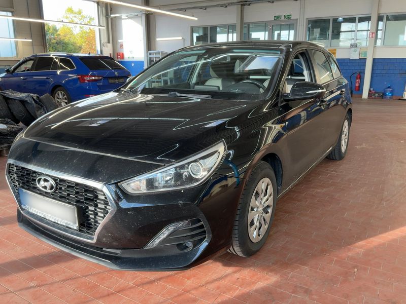Hyundai i30 1.4 MPI Pure