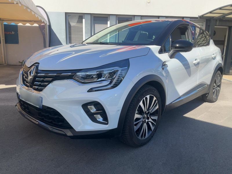 Renault Captur 1.6 Hybrid E-Tech Initiale Paris