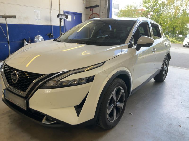 Nissan Qashqai 1.3 DIG-T Mild-Hybrid N-Connecta