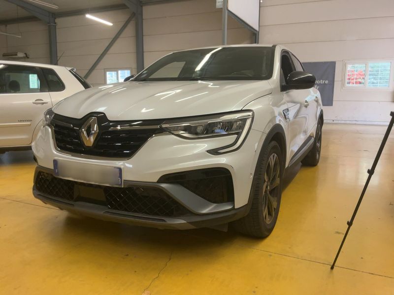 Renault Arkana 1.6 Hybrid E-Tech R.S. Line