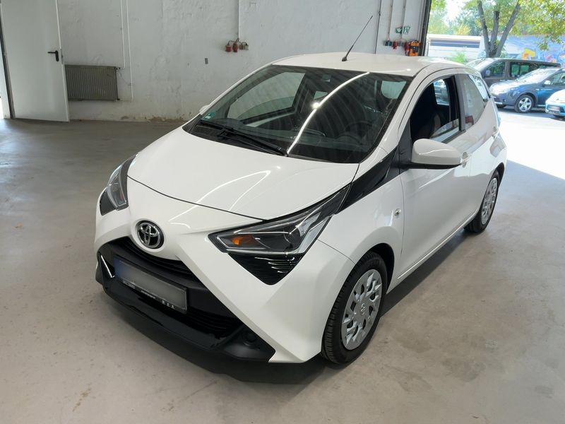 Toyota Aygo 1.0 VVT-i X-Play