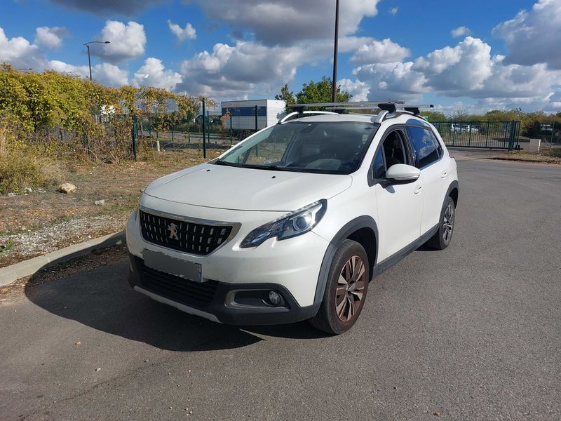 Peugeot 2008 1.2 PureTech Allure