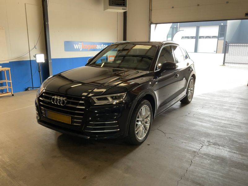 Audi Q5 55 TFSIe quattro sport