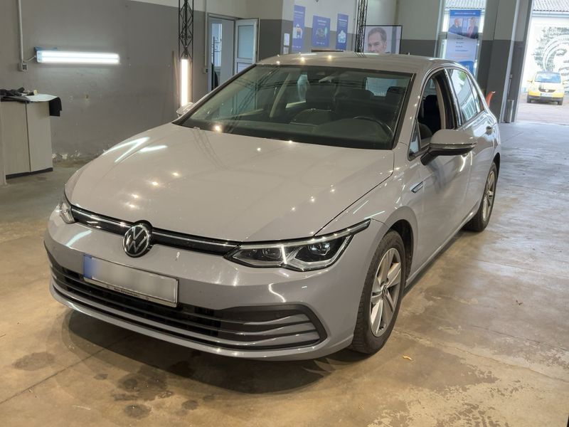 Volkswagen Golf VIII 2.0 TDI Life