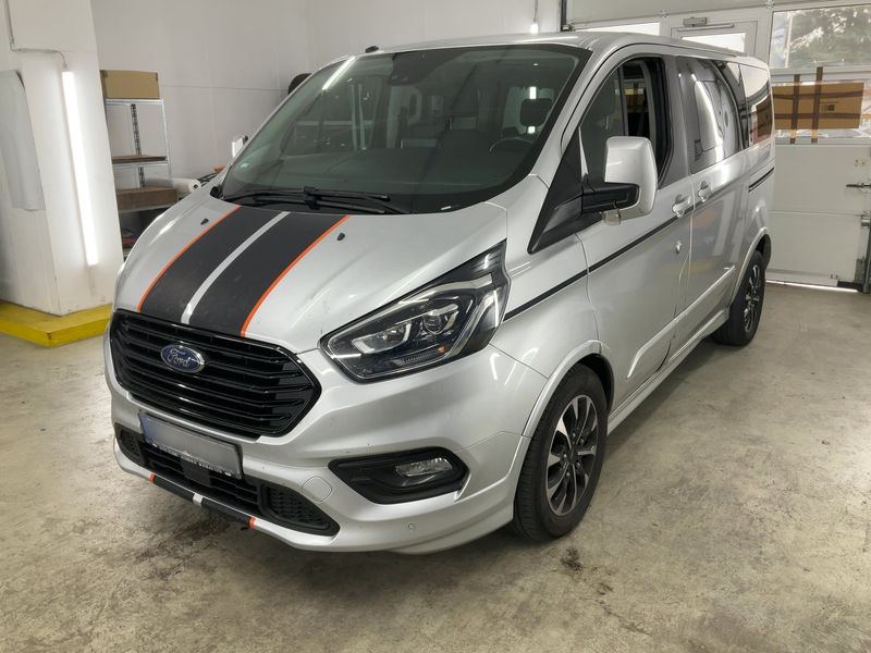 Ford Tourneo Custom 2.0 TDCi 310 L1 Sport
