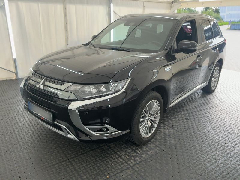 Mitsubishi Outlander 2.4 PHEV Top 4WD