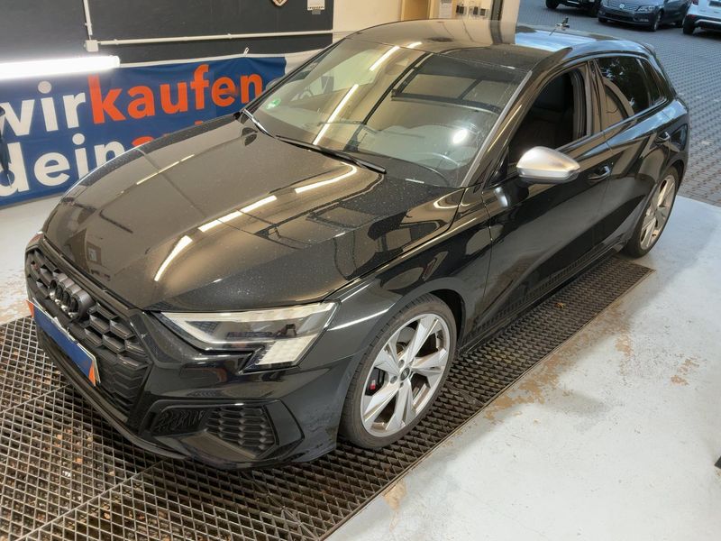 Audi S3 Sportback 2.0 TFSI quattro
