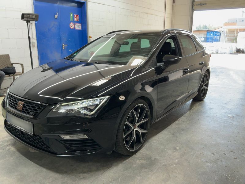 Seat Leon 2.0 TSI Cupra 300 4Drive