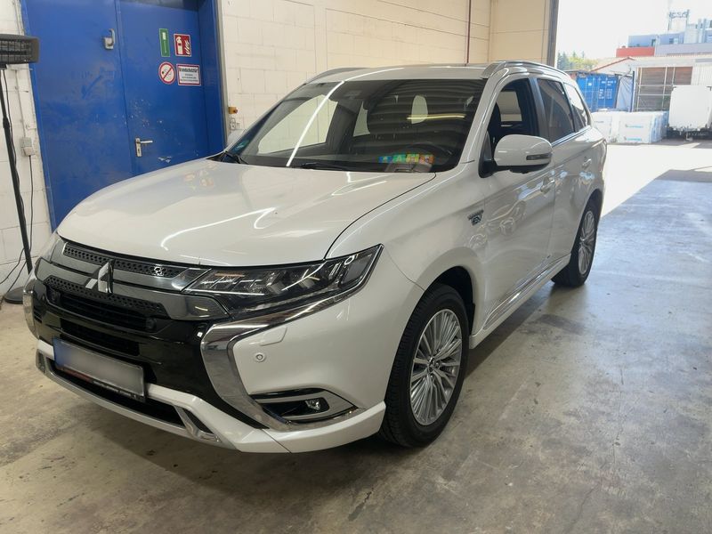 Mitsubishi Outlander 2.4 Phev Top 4WD